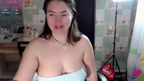 Snapshot of ohnata chatting on December 18, 2025, 5:02 am Eve every day Moscow time from 8 am to 16 pm online show from December 18, 2025, 5:02 am