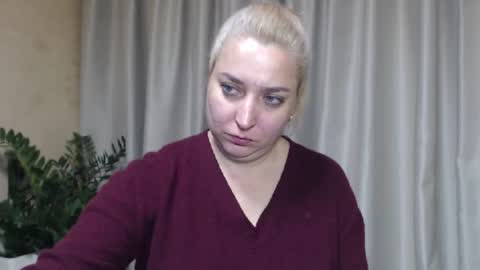 Snapshot of ohsweetiren chatting on September 30, 2025, 6:40 am Iren online show from September 30, 2025, 6:40 am