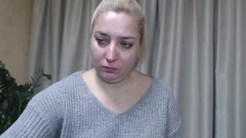 Snapshot of ohsweetiren chatting on October 22, 2025, 6:46 am Iren online show from October 22, 2025, 6:46 am