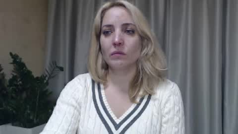 Mari online show from October 12, 2025, 8:46 am