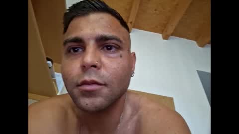 Snapshot of oilcockmassage chatting on May 29, 2026, 2:15 pm Buri online show from May 29, 2026, 2:15 pm
