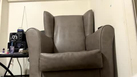 Snapshot of oiljames167 chatting on February 1, 2026, 12:42 am oiljames167 online show from February 1, 2026, 12:42 am