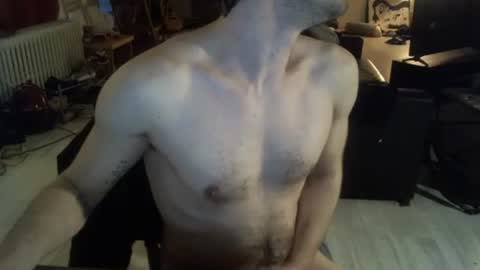 Snapshot of oimmmmmmm chatting on December 8, 2024, 8:20 am oimmmmmmm online show from December 8, 2024, 8:20 am