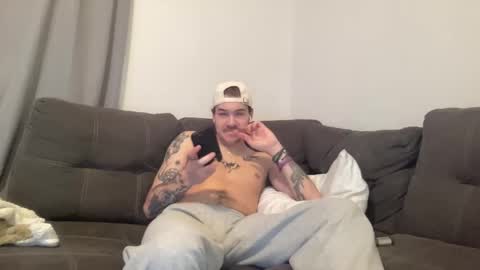 Snapshot of oitnb12345 chatting on January 2, 2025, 12:34 am oitnb12345 online show from January 2, 2025, 12:34 am