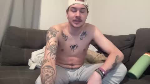 Snapshot of oitnb12345 chatting on January 2, 2025, 3:37 am oitnb12345 online show from January 2, 2025, 3:37 am