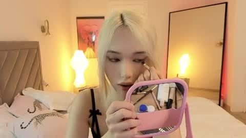 Snapshot of okerriella chatting on May 30, 2026, 12:24 pm Ami online show from May 30, 2026, 12:24 pm
