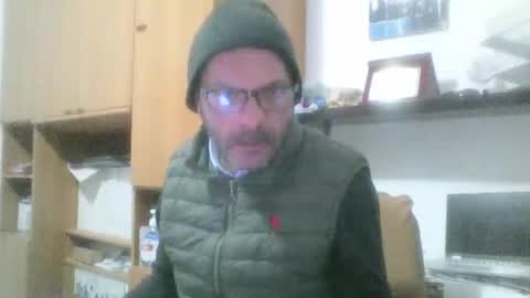 Snapshot of olak21 chatting on November 29, 2025, 3:15 pm olak21 online show from November 29, 2025, 3:15 pm