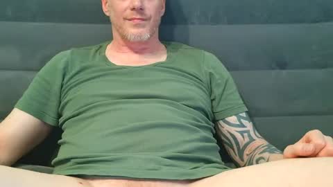Snapshot of olavdelux chatting on June 29, 2026, 6:08 pm olavdelux online show from June 29, 2026, 6:08 pm