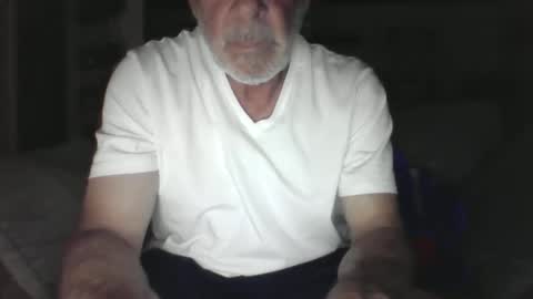 Snapshot of old_bald63 chatting on May 31, 2026, 8:54 am old_bald63 online show from May 31, 2026, 8:54 am