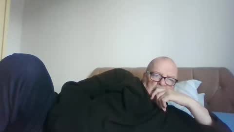 old_fkrr_ online show from November 3, 2025, 10:16 am