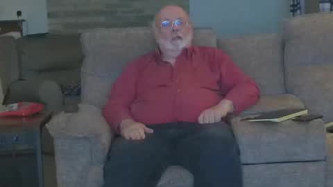 old_guy111 online show from March 2, 2026, 1:52 am