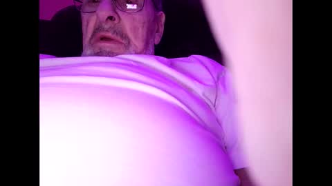 Snapshot of oldaddy2 chatting on February 5, 2026, 4:50 am oldaddy2 online show from February 5, 2026, 4:50 am