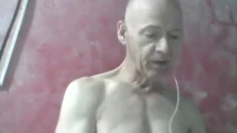 oldbuthorny62 online show from May 28, 2026, 3:15 am
