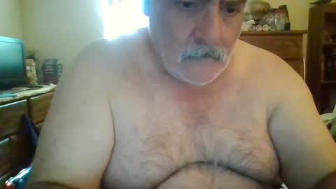 oldcockforyngladies online show from October 10, 2025, 2:38 pm