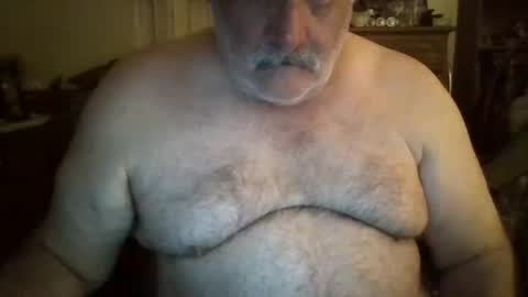 oldcockforyngladies online show from November 12, 2025, 10:26 am