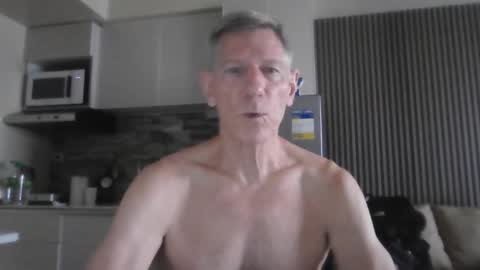 Snapshot of oldgeorge chatting on November 23, 2025, 1:49 am George online show from November 23, 2025, 1:49 am