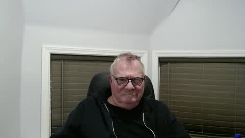 Snapshot of oldguybigd chatting on February 13, 2026, 5:25 am oldguybigd online show from February 13, 2026, 5:25 am