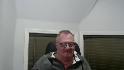 Snapshot of oldguybigd chatting on June 2, 2026, 4:14 am oldguybigd online show from June 2, 2026, 4:14 am