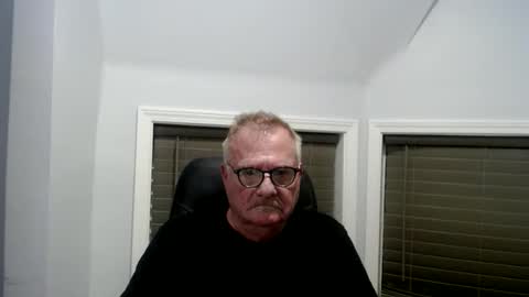 Snapshot of oldguybigd chatting on June 9, 2026, 4:13 am oldguybigd online show from June 9, 2026, 4:13 am