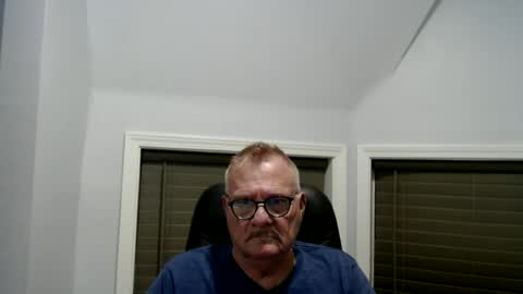 Snapshot of oldguybigd chatting on June 20, 2026, 3:53 am oldguybigd online show from June 20, 2026, 3:53 am