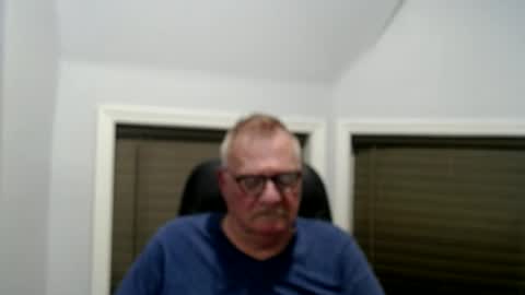 Snapshot of oldguybigd chatting on June 24, 2026, 4:11 am oldguybigd online show from June 24, 2026, 4:11 am