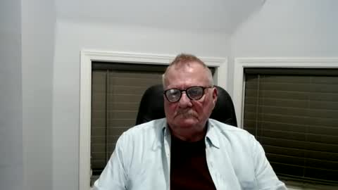 Snapshot of oldguybigd chatting on June 30, 2026, 6:03 am oldguybigd online show from June 30, 2026, 6:03 am
