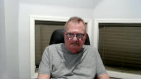 Snapshot of oldguybigd chatting on July 5, 2026, 4:19 am oldguybigd online show from July 5, 2026, 4:19 am