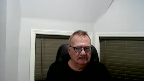 Snapshot of oldguybigd chatting on July 6, 2026, 4:31 am oldguybigd online show from July 6, 2026, 4:31 am