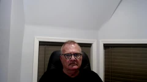 Snapshot of oldguybigd chatting on July 16, 2026, 5:02 am oldguybigd online show from July 16, 2026, 5:02 am