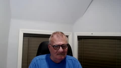 Snapshot of oldguybigd chatting on July 26, 2026, 3:36 am oldguybigd online show from July 26, 2026, 3:36 am