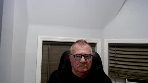 Snapshot of oldguybigd chatting on August 6, 2026, 4:36 am oldguybigd online show from August 6, 2026, 4:36 am