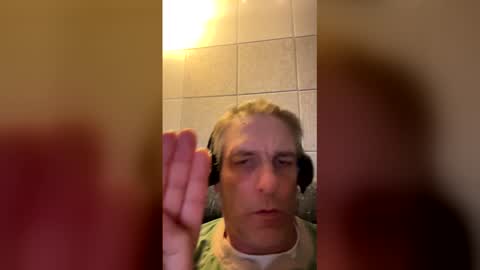 Snapshot of oldhippiecock chatting on April 9, 2026, 7:47 am oldhippiecock online show from April 9, 2026, 7:47 am