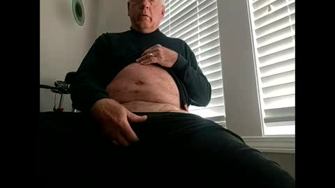 oldsubman online show from December 3, 2024, 1:54 pm