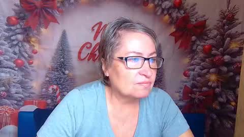 Snapshot of olgaluck chatting on December 15, 2025, 6:17 am OlgaLuck online show from December 15, 2025, 6:17 am