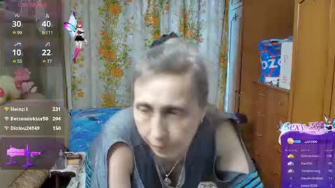 Snapshot of olguscha chatting on June 26, 2026, 10:41 am Olguscha online show from June 26, 2026, 10:41 am