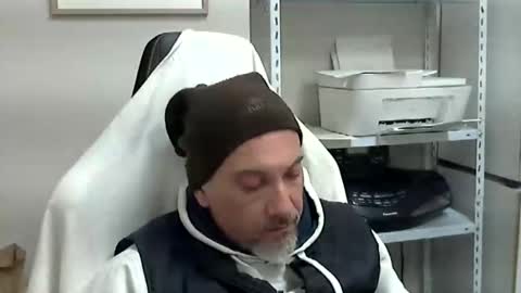 olimpio1230 online show from December 11, 2024, 8:39 pm