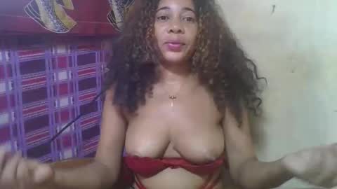 olinaa online show from April 27, 2026, 5:55 pm