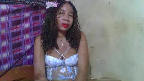olinaa online show from May 8, 2026, 2:22 pm
