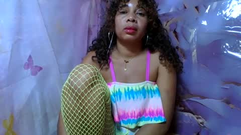 Snapshot of olinaa chatting on June 24, 2026, 6:01 am olinaa online show from June 24, 2026, 6:01 am