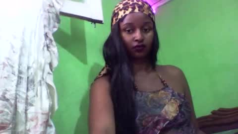 Snapshot of olinah610 chatting on October 12, 2025, 7:07 am olinah610 online show from October 12, 2025, 7:07 am