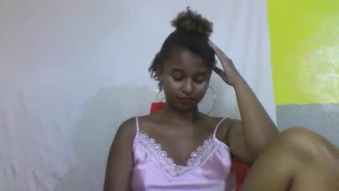 olinah610 online show from January 18, 2026, 8:07 am