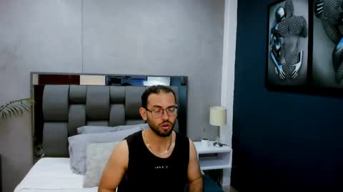 Snapshot of oliver__blanc chatting on April 15, 2026, 11:50 am Oliver Blanc online show from April 15, 2026, 11:50 am