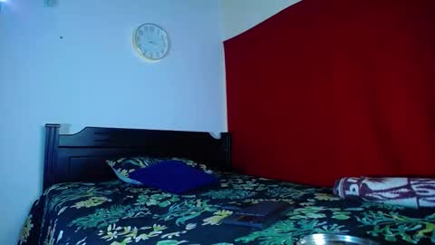 Oliver and MeganIndependent online show from October 4, 2025, 8:23 am