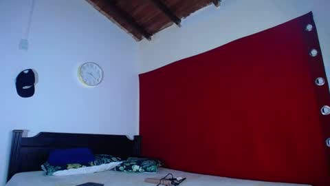 Oliver and MeganIndependent online show from October 19, 2025, 2:23 am