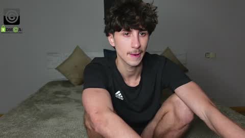 Snapshot of oliver_baker chatting on December 6, 2024, 3:44 pm Oliver  Kaen online show from December 6, 2024, 3:44 pm