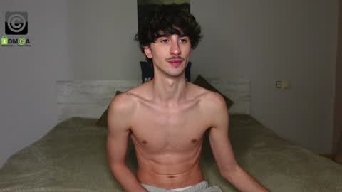 Snapshot of oliver_baker chatting on January 12, 2025, 4:40 pm Oliver  Kaen online show from January 12, 2025, 4:40 pm