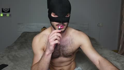 Snapshot of oliver_baker chatting on February 1, 2025, 3:18 pm Oliver  Kaen online show from February 1, 2025, 3:18 pm