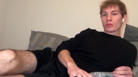 Snapshot of oliver_beck chatting on January 11, 2025, 1:48 am Oliver Beck online show from January 11, 2025, 1:48 am