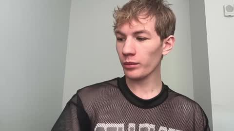 Snapshot of oliver_beck chatting on January 30, 2025, 7:37 pm Oliver Beck online show from January 30, 2025, 7:37 pm