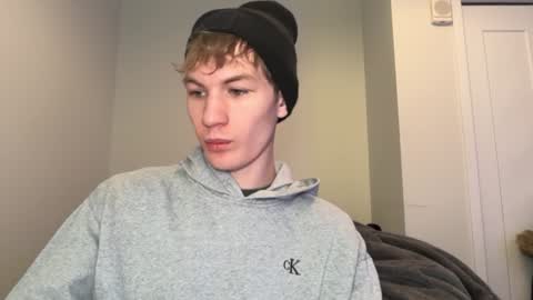 Snapshot of oliver_beck chatting on February 2, 2025, 7:14 pm Oliver Beck online show from February 2, 2025, 7:14 pm